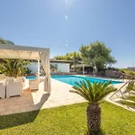 Villa Pietraluce Torre Suda