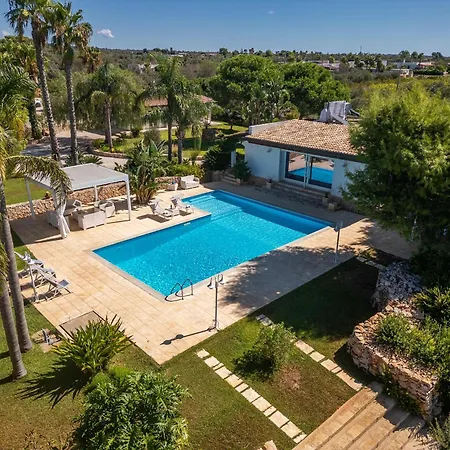 Villa Pietraluce Torre Suda